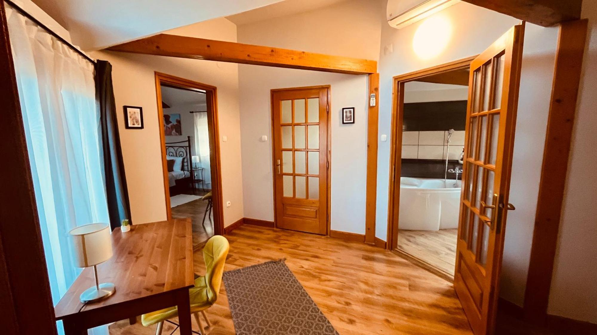 Strigonia Apartman Ostrzyhom Zewnętrze zdjęcie